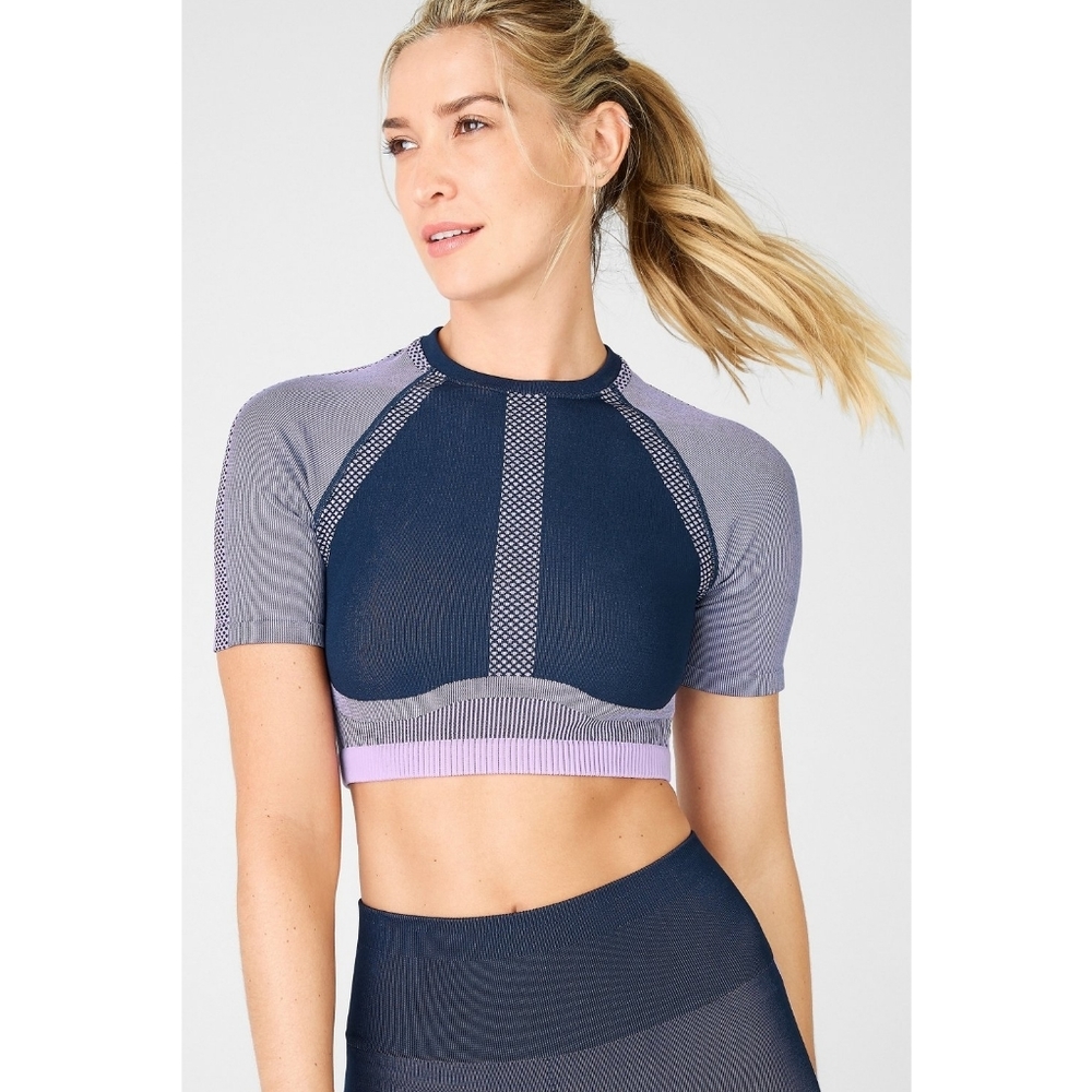 Fabletics Jessie Seamless Crop Top in Abyss Lilac XS